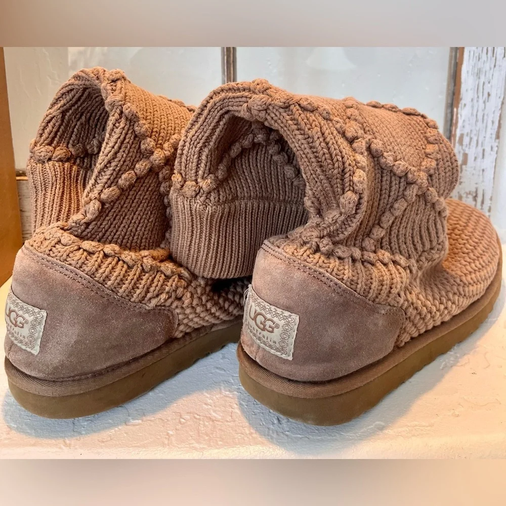 UGG ARGYLE KNIT SWEATER STYLE PULL ON BOOTS - Picture 12 of 14